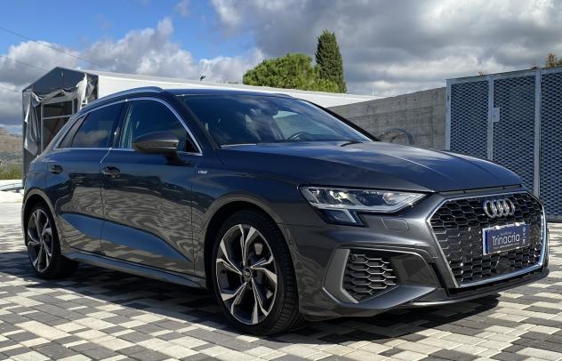 Audi A3 SPB S Line interno ed esterno 2.0 TDI 150CV S-Tronic 35 - Foto 3