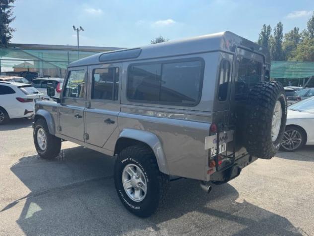 LAND ROVER Defender 110 2.4 TD4 Station Wagon SE rif. 24101285 - Foto 7