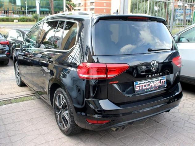 VOLKSWAGEN Touran 2.0 TDI 150 CV SCR DSG Executive BlueMotion Tech. rif. 23637742 - Foto 7