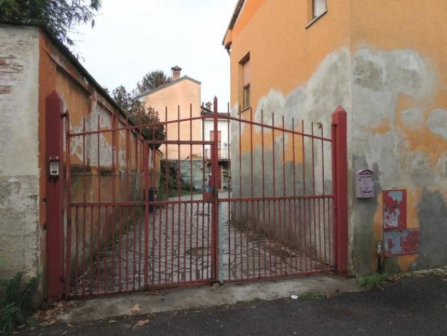 Immobile in asta di 170 m², box auto in vendita a Mortara - Foto 2