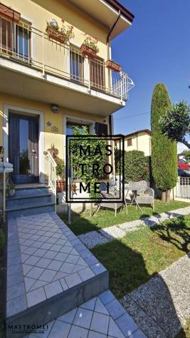 VILLA A SCHIERA di 7 vani e di 120 mq (PESCIA) rif. 3452 - Foto 2