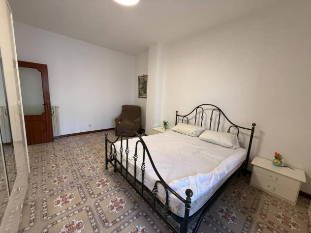 Stanza in appartamento in affitto a Caserta - Foto 6