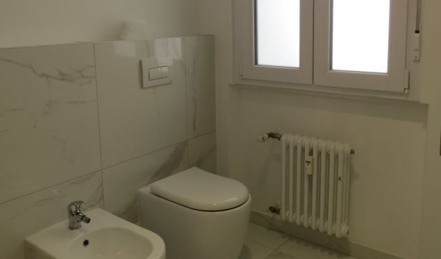 3526 Monolocale SOLO AFFITTI BREVI NO RESIDENZA - Foto 10