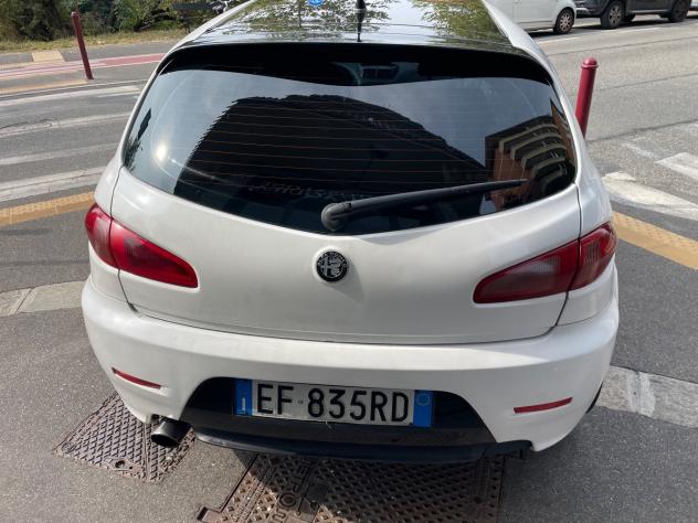 Alfa Romeo 147 1.9 JTD/TAGLIANDI/GARANZIA - Foto 4