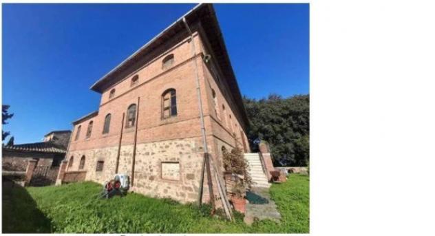 Immobile in asta di 1604573 m² in vendita a Castelnuovo Berardenga - Foto 2