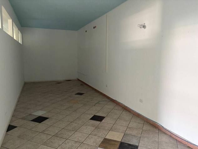 1 Vetrina in affitto a Samarate - Foto 3