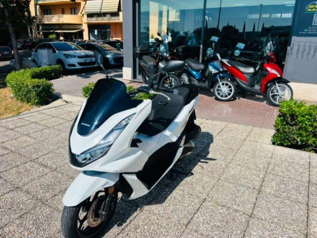 HONDA PCX 125 TUTTO INCLUSO ANCHE PASSAGGIO! MINI RATE rif. 23883754 - Foto 6