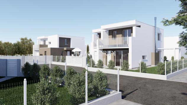CASA INDIPENDENTE di 4 vani e di 208 mq (CARBONERA) rif. SM51A3