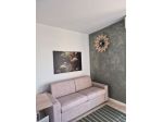 Cislago monolocale ristrutturato con box 700eu