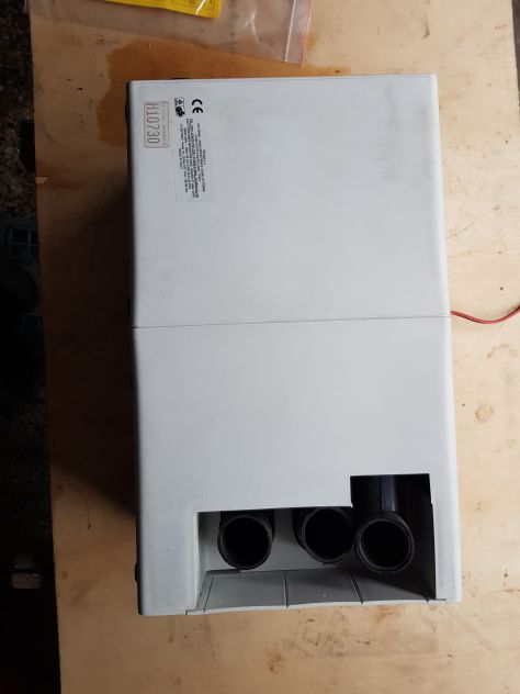 SANISPLIT 3 TRITURATORE per WC e scarichi bagno 24v - Foto 6