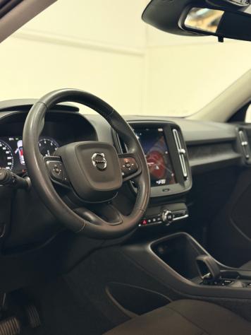 Volvo XC40 1.5 T2 Geartronic Momentum Core Neopatentati 10/2021 - Foto 5