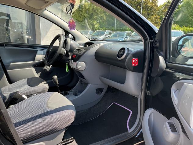 Peugeot 107 1.0 68CV 5p. - Foto 8