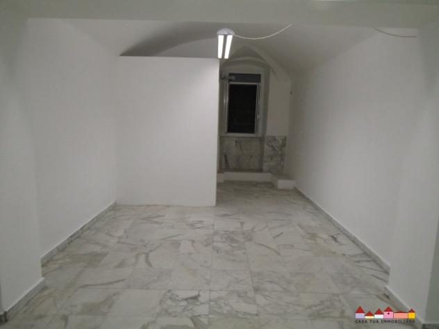 Negozio in affitto a Carrara 55 mq Rif: 1238635