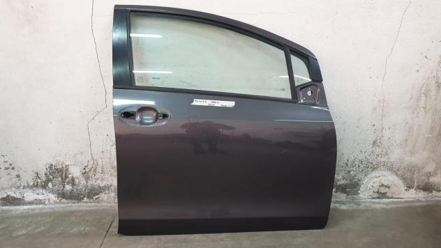 PORTIERA ANTERIORE DESTRA TOYOTA Yaris Serie (0508)