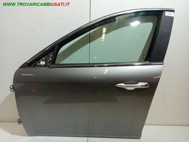 PORTA ANT. SX GRIGIO SCURO MET CON AL / SE 999-U1310216 Carrozzeria  Lamierati esterni  Porte  Porta ant. sx. ALFA ROMEO - GIULIETTA - 2010 - 2013, AL