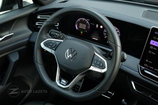 VOLKSWAGEN Tiguan 2.0 TDI 150 CV DSG R-Line rif. 23666412 - Foto 9