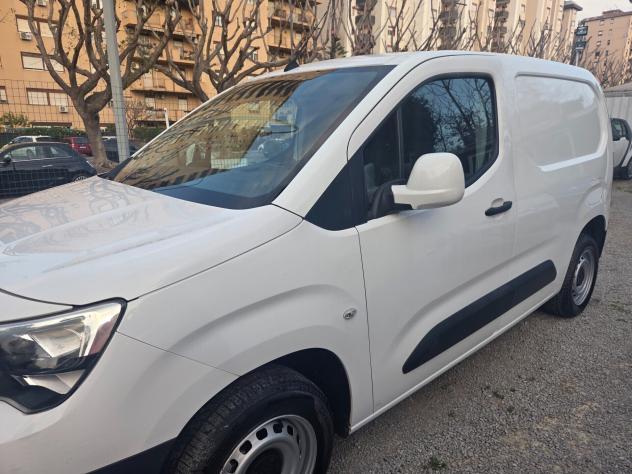 Opel Combo Cargo 1.5 Diesel 102 CV S&S - Foto 3