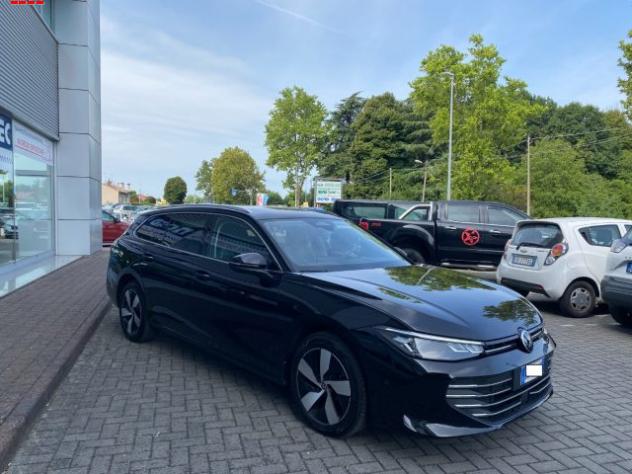 VOLKSWAGEN Passat Variant 2.0 TDI SCR EVO DSG Business rif. 23957110 - Foto 4