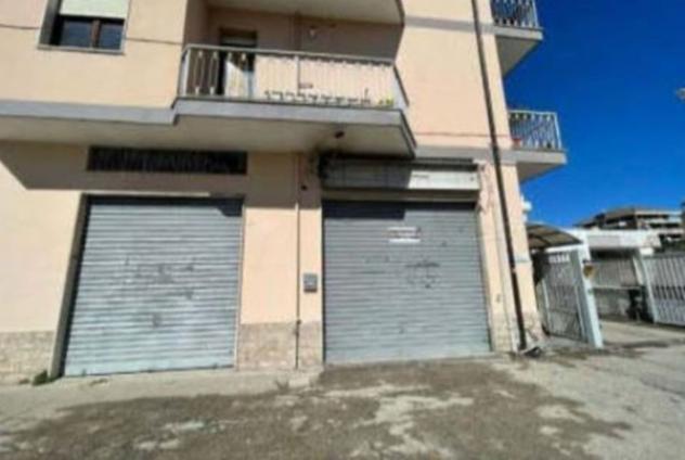Immobile in asta di 49 m² con più di 5 locali in vendita a Pescara - Foto 2