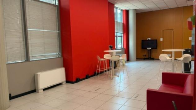 Immobile di 510 m² con più di 5 locali in affitto a Torino - Foto 9