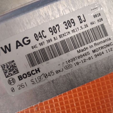 BOSCH CENTRALINA MOTORE 0261S19045 ME17.5.26-4.5 04C907309BJ Unità di control - Foto 4