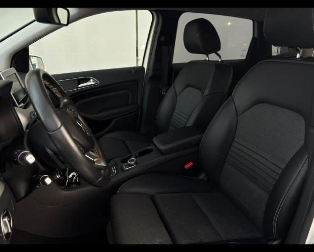 MERCEDES-BENZ CLA SSE B 220 SPORT 4MATIC AWD AUTO rif. 23617478 - Foto 8