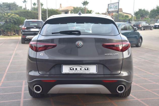 Alfa Romeo Stelvio 2.2 Turbodiesel 190cv Q4 AT8 Executive - Foto 6