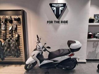 PIAGGIO Beverly 400 i.e. HPE rif. 24234186