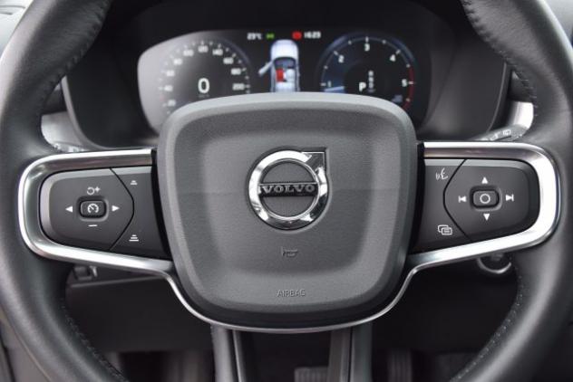 VOLVO XC40 D3 Geartronic Momentum rif. 23627135 - Foto 9