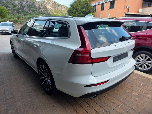 Volvo V60 B4 (d) Geartronic Momentum Business Pro - Foto 2