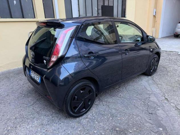 TOYOTA Aygo 1.0 VVT-i 69 CV 5 porte x-clusiv rif. 22900691 - Foto 6
