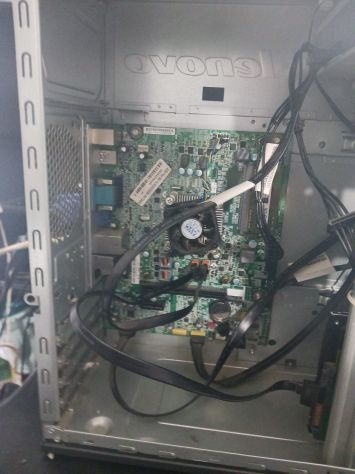 PC Lenovo APTIO CRB quacore + TV Monitor HDMI Toshiba - Foto 5