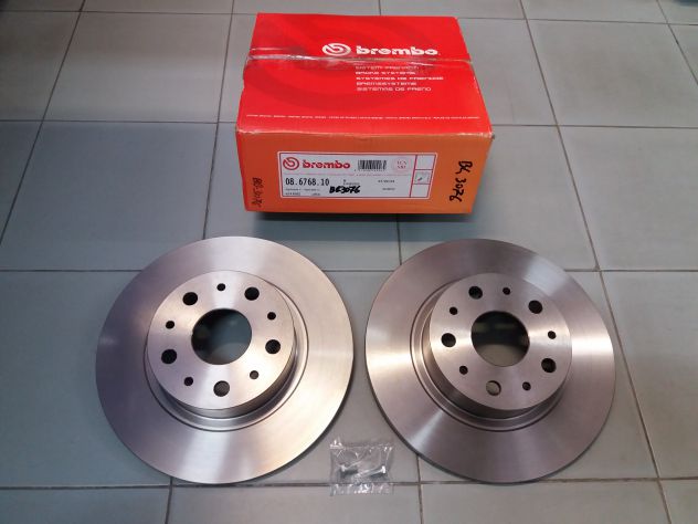 DISCHI+PASTIGLIE FRENO POST+KIT.GIUNTO:ALFA:156-164-166,LANCIA KAPPA DAL'94AL'07 - Foto 3