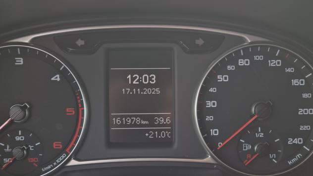 Audi A1 1.6 TDi 90 cv Sportback S-Tronic 2013 NEOPATENTATI - Foto 10