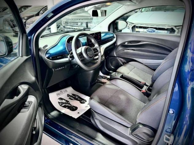Fiat 500e 42 kWh Icon - Foto 8