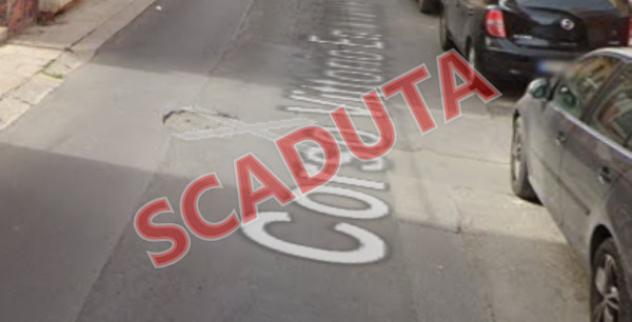 Immobile in asta di 130 m², box auto in vendita a Comiso
