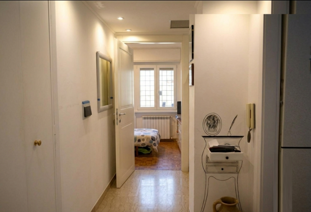APPARTAMENTO IN VENDITA IN ZONA TOMBA DI NERONE - Foto 2