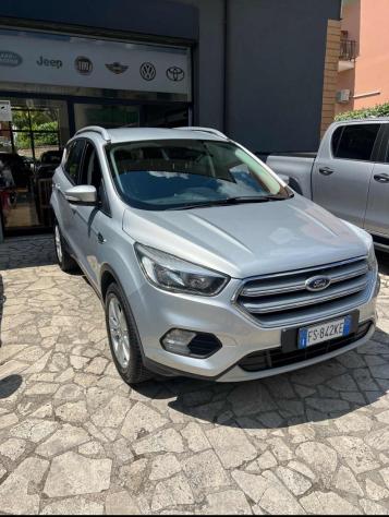 Ford Kuga 2.0 TDCI 150 CV S&S 2WD Business - Foto 3