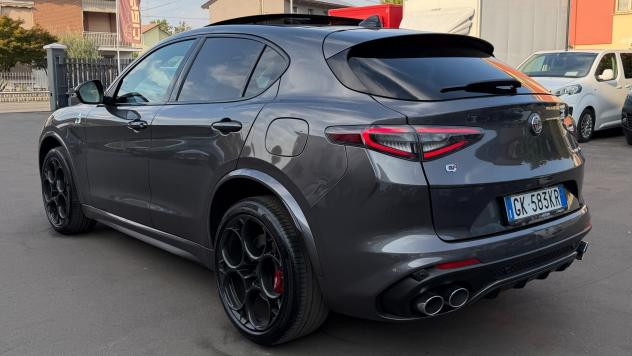 ALFA STELVIO Q4 V6 2.9 QUADRIFOGLIO BI-TURBO AT8 510 CV - ALCANTARA, CARBONIO, TETTO - Foto 8