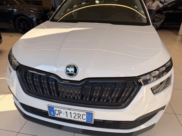 Škoda Kamiq 1.0 TSI 95cv BLACK DOTS - Foto 2