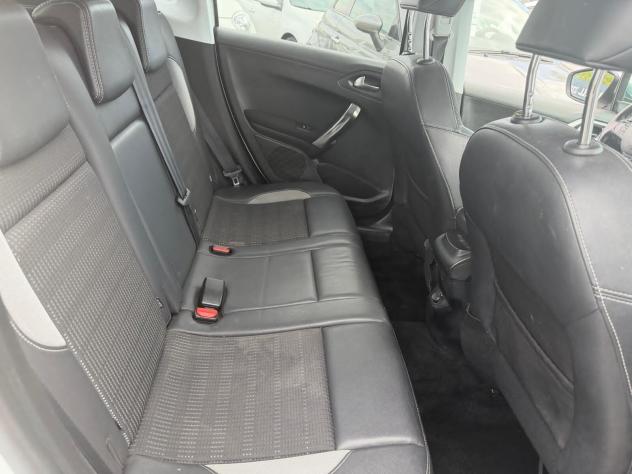 Peugeot 2008 1.6 e-HDi 92 CV Stop&Start Allure-04/2014 - Foto 10