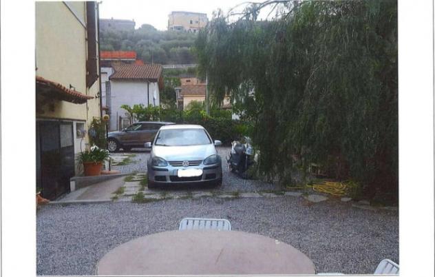 Immobile in asta di 156 m² con più di 5 locali e box auto in vendita a Albenga - Foto 2