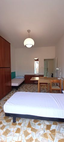 Posto in doppia con studentessa - Foto 7