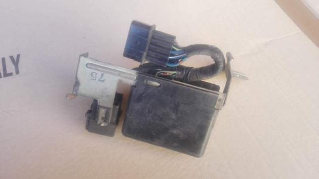 Scatola fusibili relè motore Mitsubishi Pajero Sport 2.5 TD 1999 - Foto 2