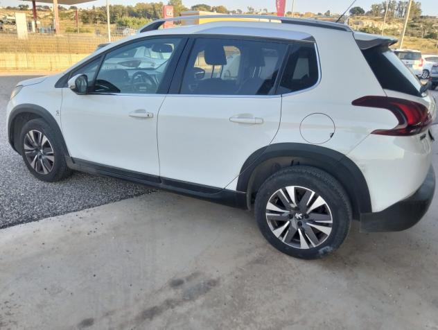 Peugeot 2008 PureTech Turbo 110 S&S Allure - Foto 10