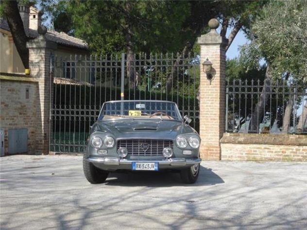 Lancia Flaminia 2800 3C 1968 - Foto 2