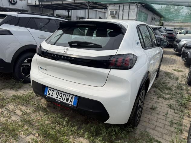 Peugeot e-208 Active e 136cv KM0 - Foto 4