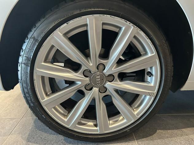 Audi A1 1.4 TDI 90cv S tronic Admired - Foto 9