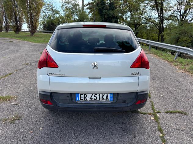Peugeot 3008 2.0 HDi 114CV Business - Foto 5
