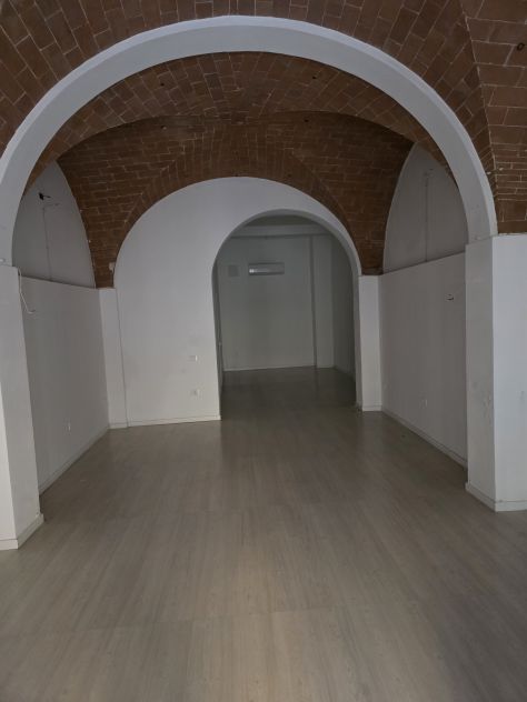 Fondo commerciale a Pontedera corso Matteotti - Foto 4